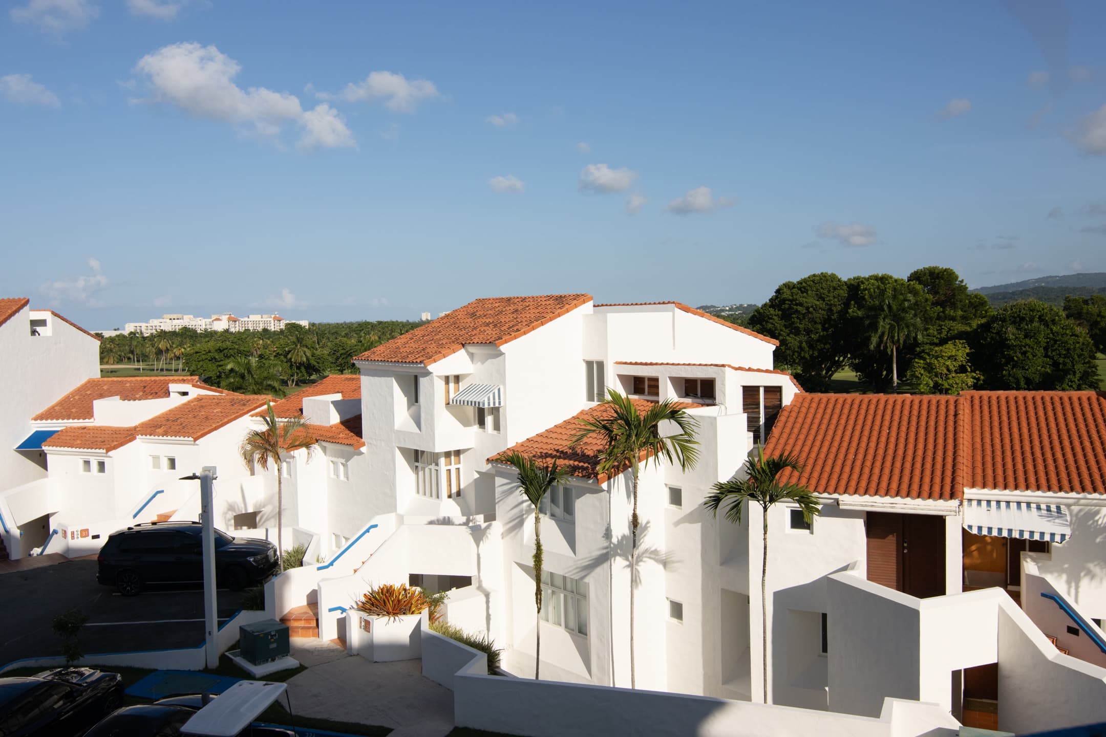 The Las Brisas cluster inside Wyndham Grand Río Mar